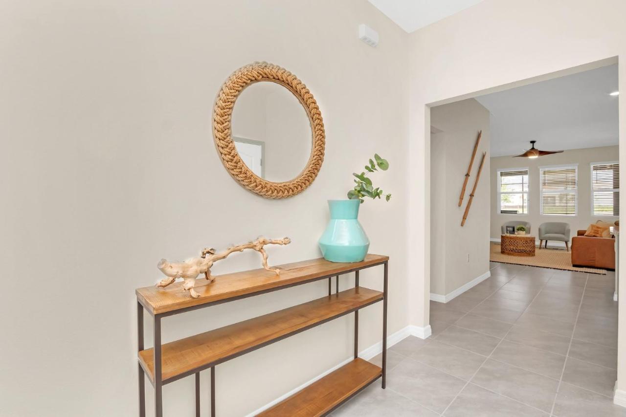 Villa Pool-Jacuzzi Villa 6B Near Disney Davenport! *