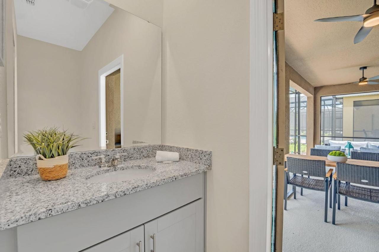 Villa Pool-Jacuzzi Villa 6B Near Disney Davenport! Davenport