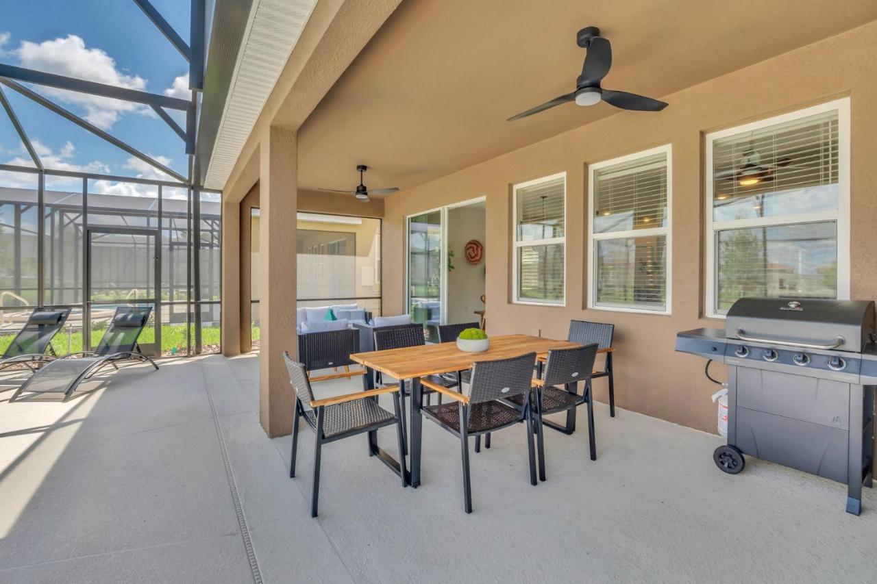 Villa Pool-Jacuzzi Villa 6B Near Disney Davenport!