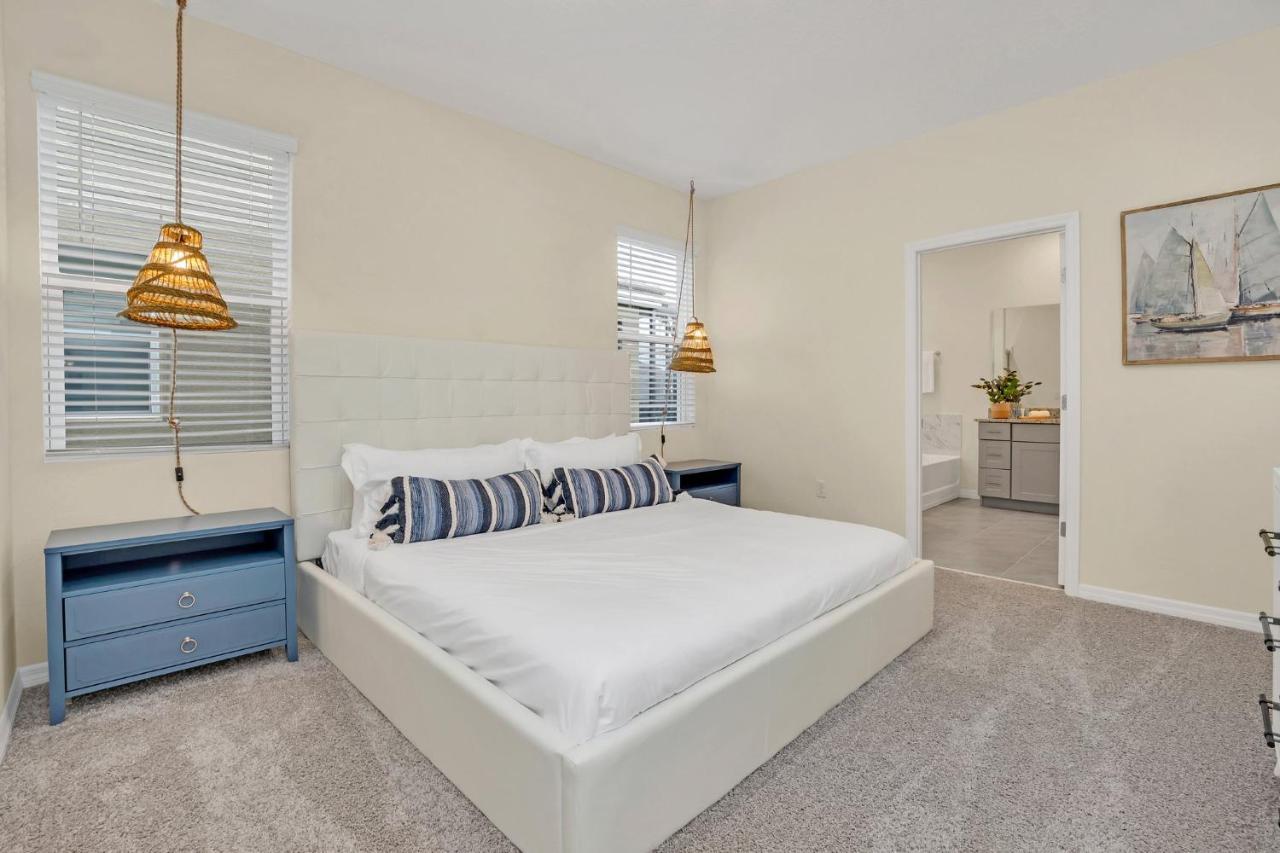 Pool-Jacuzzi Villa 6B Near Disney Davenport! Villa