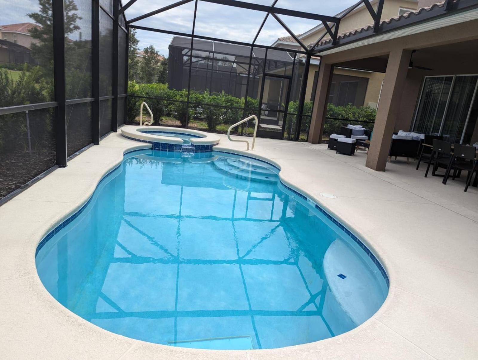 Villa Pool-Jacuzzi Villa 6B Near Disney Davenport! Davenport